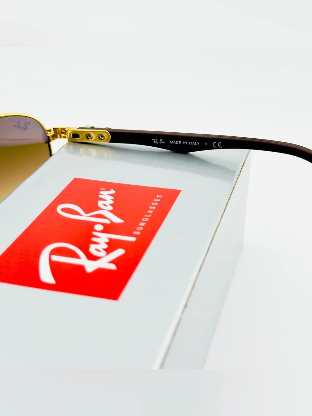 Ray-Ban Scuderia Ferrari Sunglasses RB8313M Gold Frame Brown Gradient Lenses New
